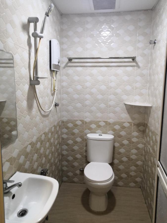 City Times Inn Seri Kembangan Kültér fotó